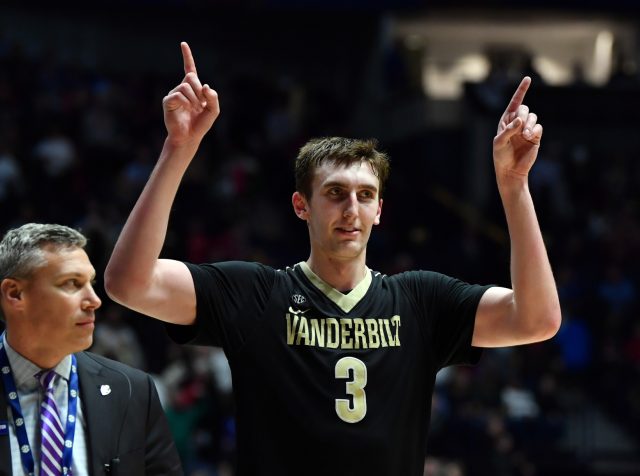 New York Knicks Sign Luke Kornet To Two-Way Contract