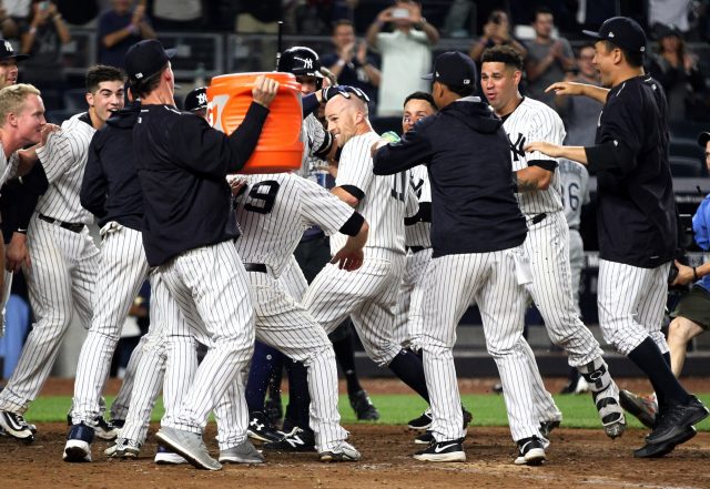 New York Yankees’ Brett Gardner Continues Remarkable Clutch Gene With Walk-Off Against Rays (Highlights)