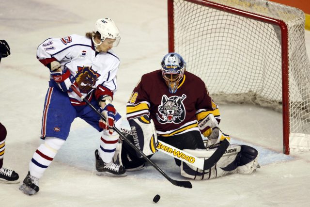 New York Islanders Name Fred Brathwaite Head Goalie Coach