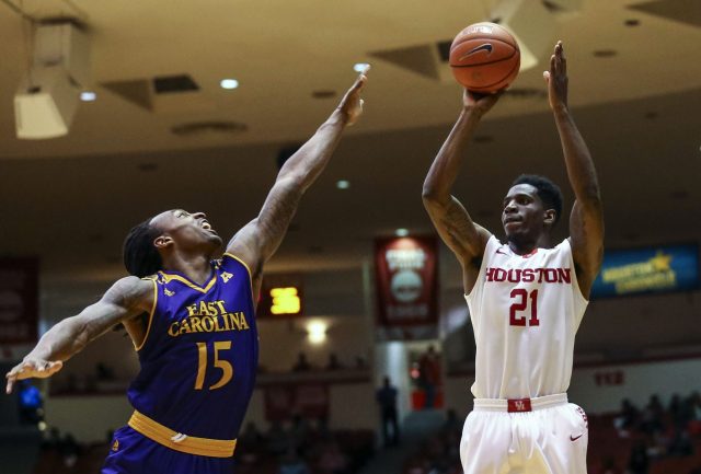 Damyean Dotson is a Diamond In the Rough For the New York Knicks