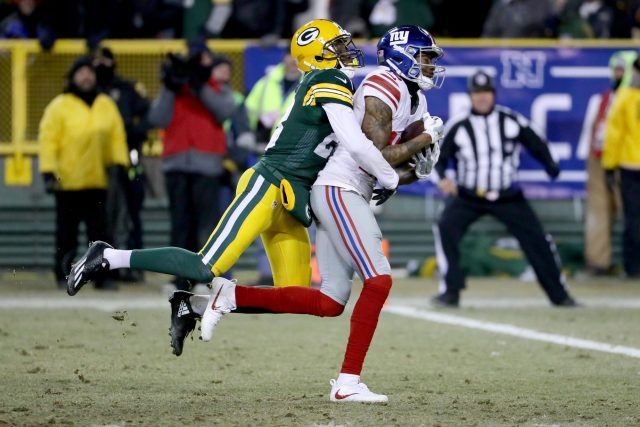 Tavarres King, Roger Lewis Look to Fight Up Giants Depth Chart