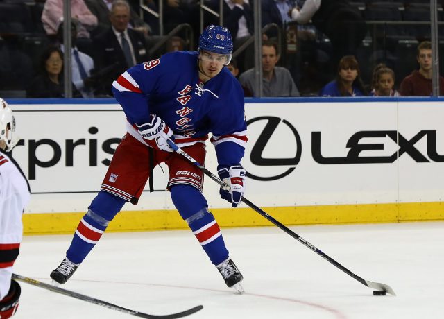 New York Rangers: Alain Vigneault Can’t Make the Same Mistakes With Pavel Buchnevich