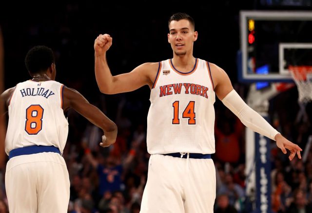 New York Knicks: How Will Enes Kanter Impact Willy Hernangomez’ Development?