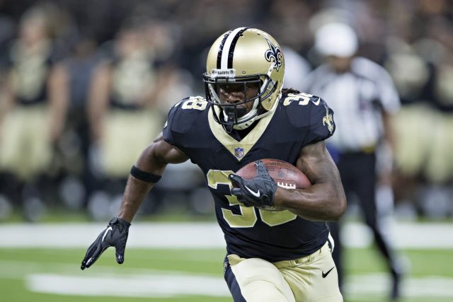 Jets Add Travaris Cadet to Backfield (Report)