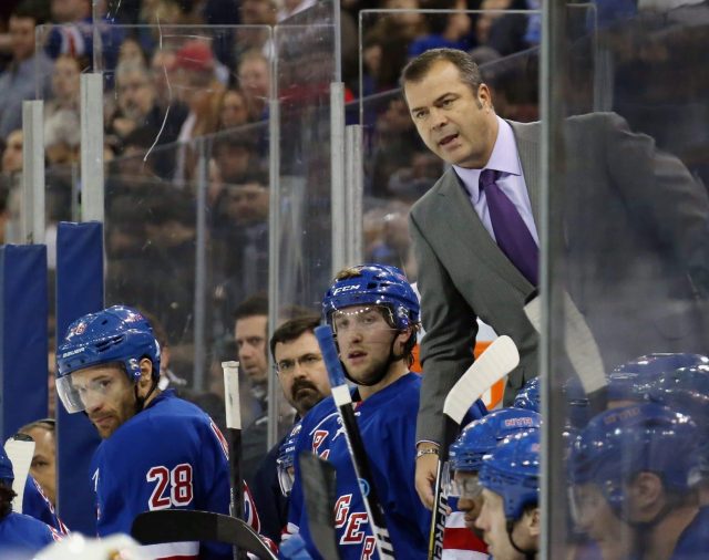 Hey, New York Rangers Fans: Let Alain Vigneault Do His Job