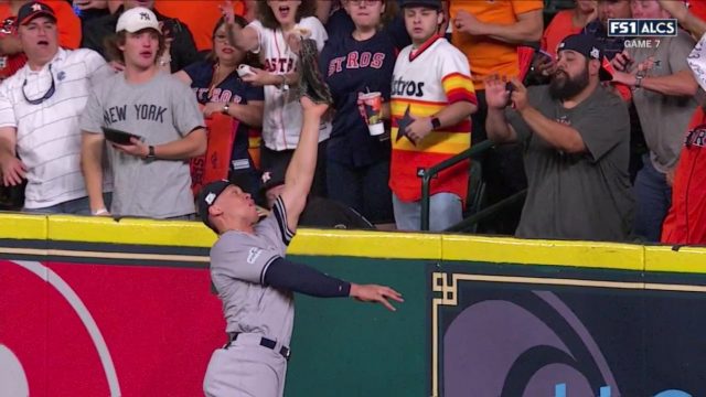 New York Yankees: Aaron Judge Makes Tremendous Grab, Robs Home Run (Video)