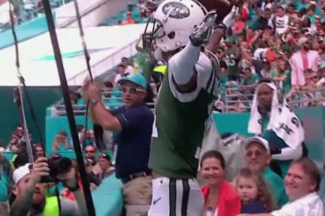 New York Jets Torching Dolphins; Robby Anderson Takes Seat in Stands (Video)