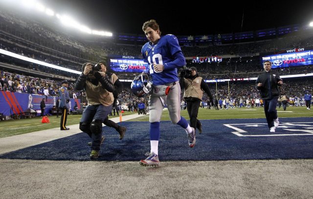 Giant Amongst Manning: Emotional Eli reacts to Big Blue decision