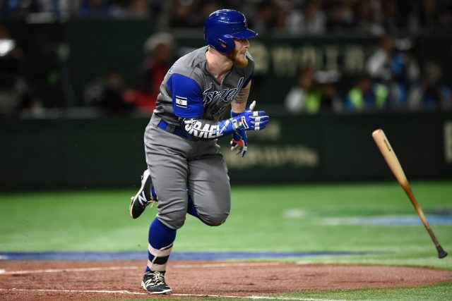 Mets add some insurance in an already uncertain outfield