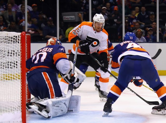 Flying Low: Isles can’t take struggling Flyers for granted on Thanksgiving Eve