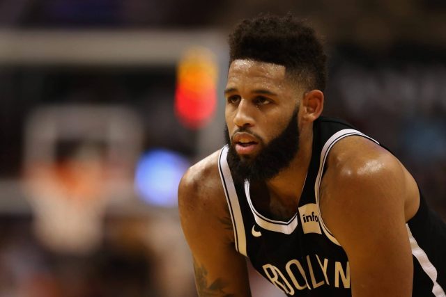 Brooklyn Nets News Beat, 11/10/17: Crabbe Talks Portland Reunion