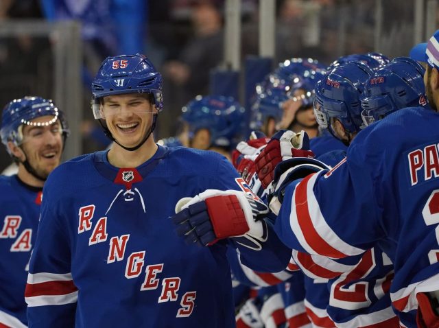 New York Rangers Report, 11/15/17: An Original Six Chicago Showdown