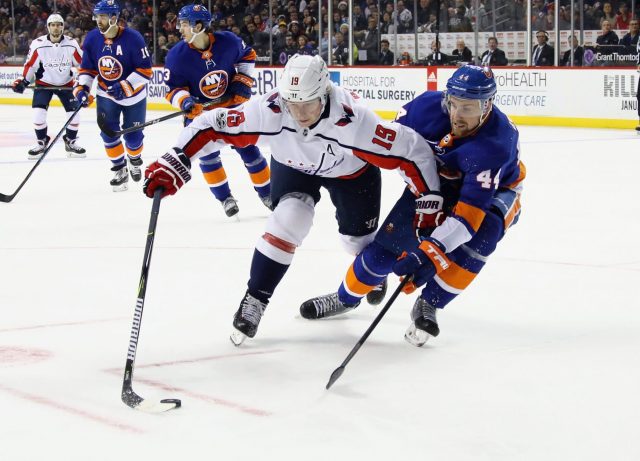 A New Year’s resolution: Islanders must fix their defense