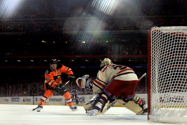 Henrik Lundqvist New York Rangers Winter Classic