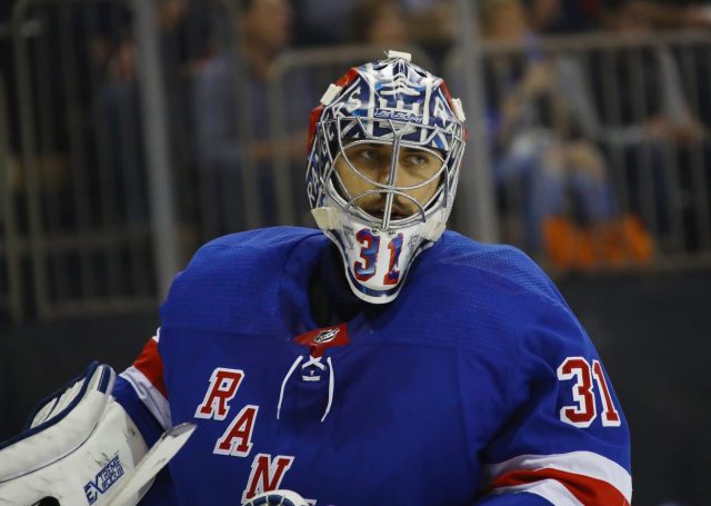 Ondrej Pavelec steals a point from Dallas in Rangers’ 2-1 SO loss (Highlights)