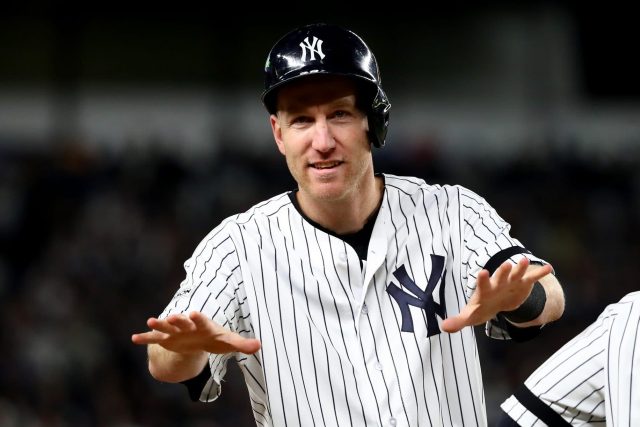 New York Yankees: Luxury tax holding up Todd Frazier reunion (Report)