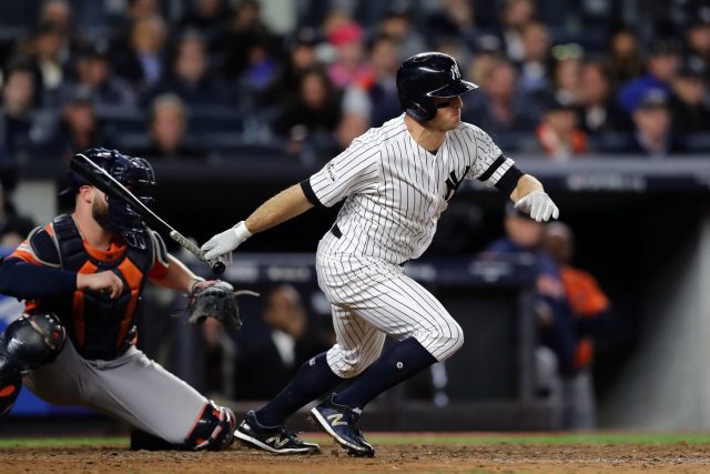 Yankees’ Brett Gardner brings holiday cheer to hospital patients
