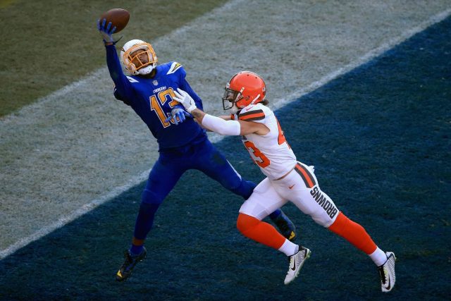 Daily Fantasy Football: Carson Wentz and Keenan Allen lead the way in Week 14