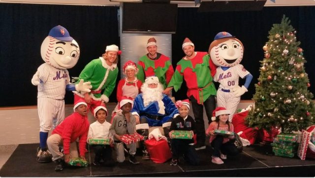New York Mets Santa Switch: Old Saint Nimmo Stars