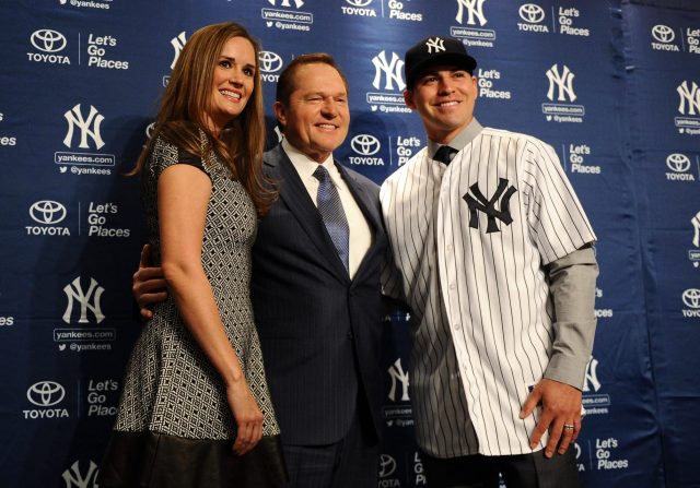 New York Yankees, Mets both playing the fascinating hot stove waiting game