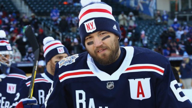 New York Rangers trade Rick Nash to the Boston Bruins for 1st-rounder, more