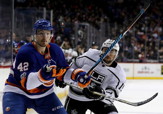 New York Islanders ink Scott Mayfield to five-year, $7.25 million