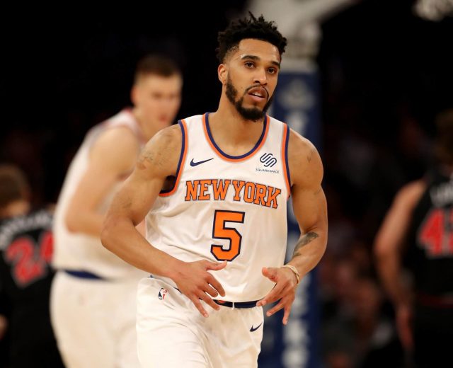 New York Knicks News Mix, 1/19/18: Courtney Lee, referees and road trips
