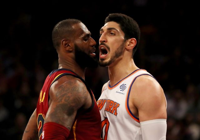 New York Knicks: Enes Kanter trolls LeBron James…again