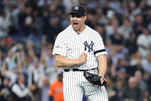 New York Yankees: Tommy Kahnle, Aaron Hicks avoid arbitration with deals