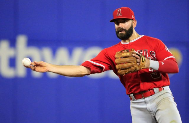 New York Yankees sign Danny Espinosa to minor-league deal (Report)