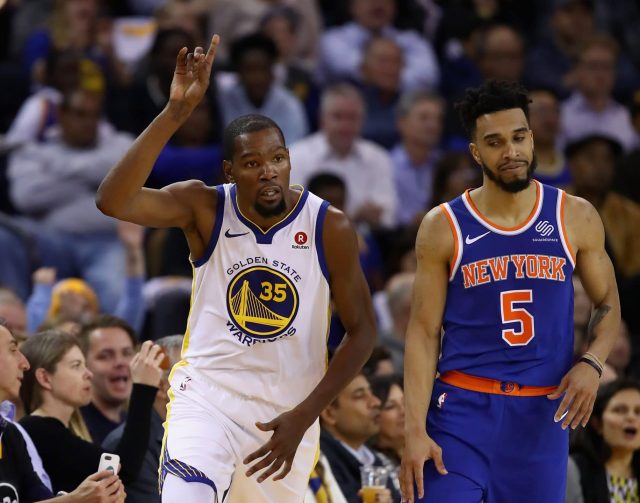Warriors dispatch of the Knicks in effortless fashion (Highlights)