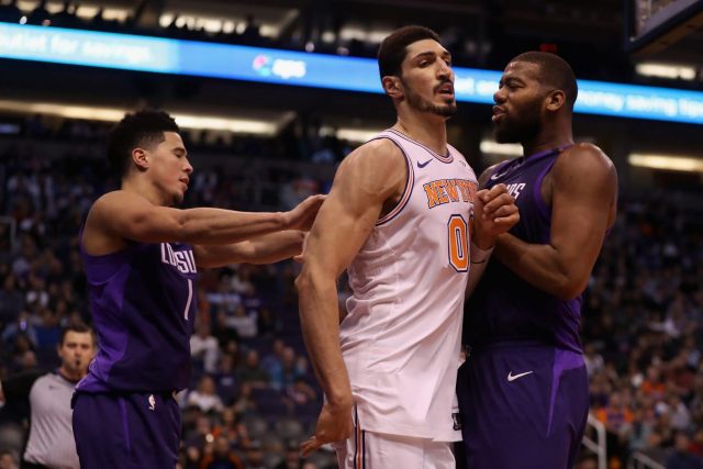 New York Knicks: Enes Kanter, Jared Dudley trade barbs on Twitter