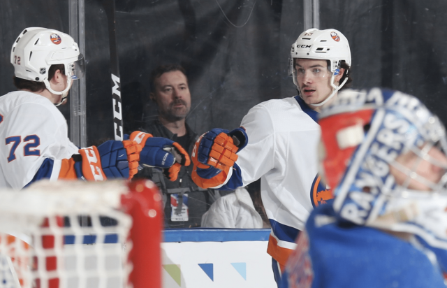 New York Islanders spank Rangers in Long Island beatdown at MSG (Highlights)