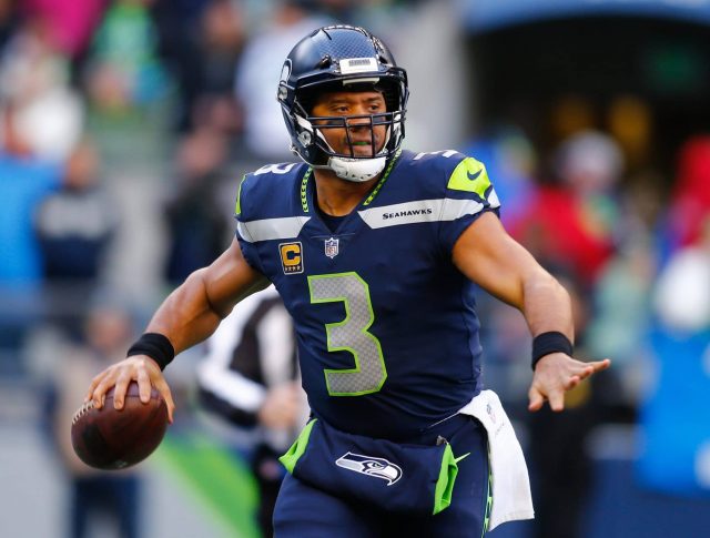 New York Yankees acquire Russell Wilson from the Texas Rangers