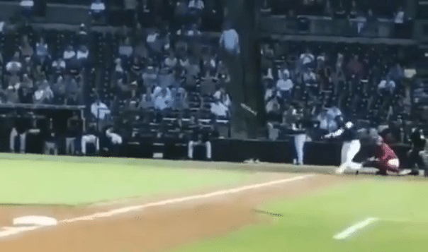 Miguel Andujar keeps New York Yankees undefeated with walk-off blast (Video)