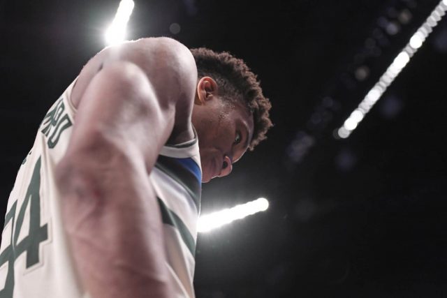 New York Knicks News Mix: Bucking a trend plus trade rumors abound
