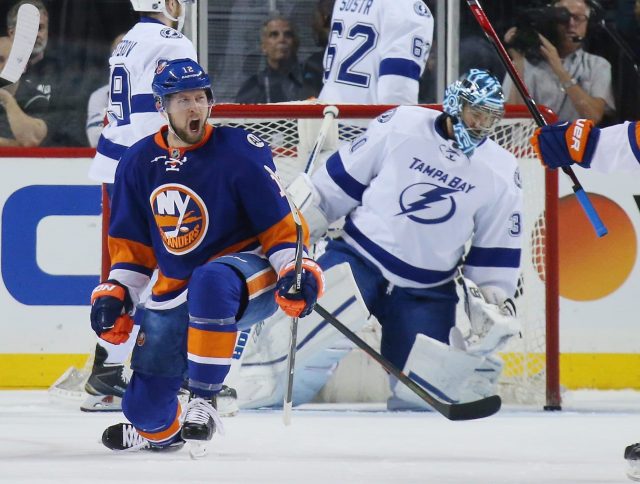 New York Islanders sign Josh Bailey to a 6-year extension