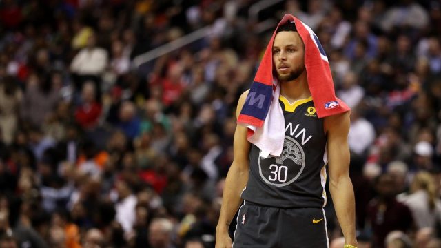 Stephen Curry sidelined with MCL sprain, could return near playoffs