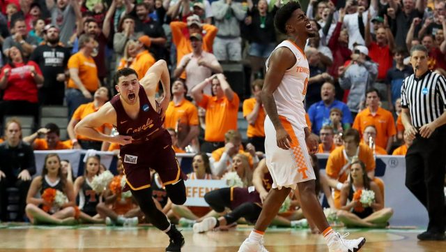 2018 NCAA Tournament: Loyola-Chicago continues Cinderella story on Day 3