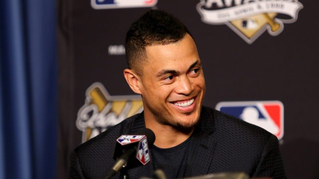 New York Yankees: Giancarlo Stanton not waiting to lead (Report)