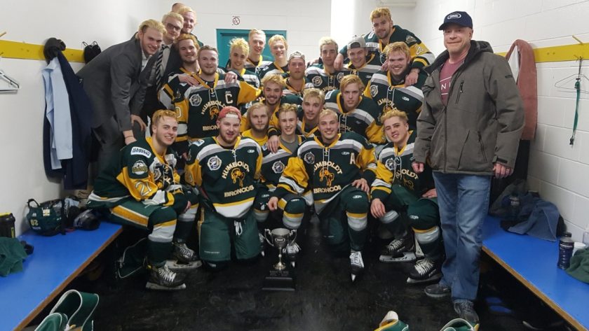 Canadian Junior hockey team involved in fatal accident: The hockey world reacts
