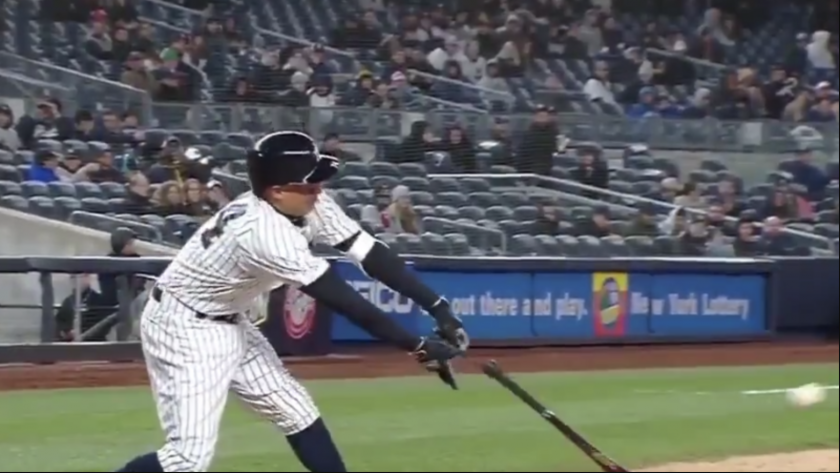 New York Yankees: Ronald Torreyes doesn’t need to hold the bat to get a hit (Video)