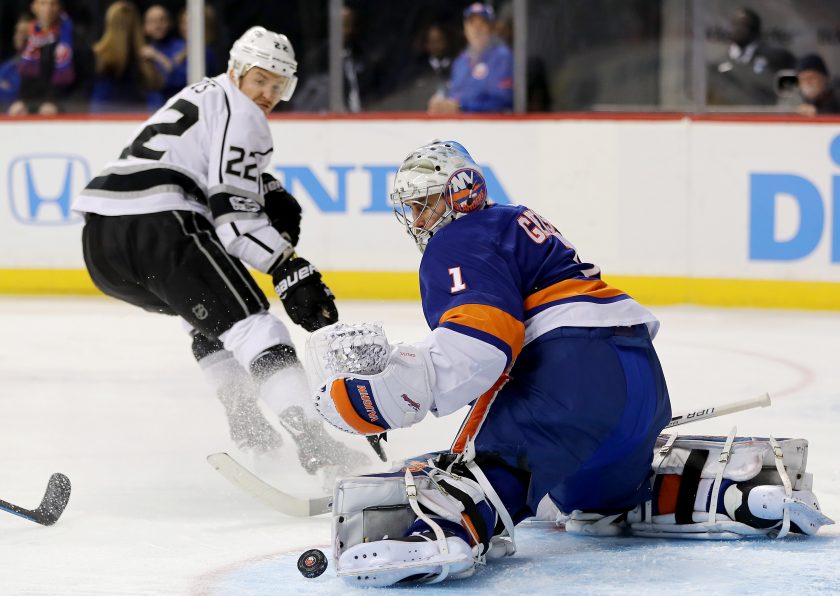 New York Islanders G Thomas Greiss to work with Adam Francilia this summer