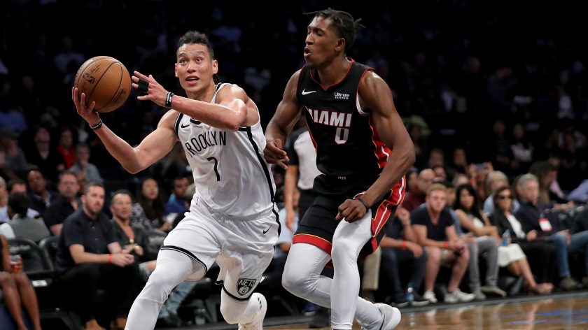 Brooklyn Nets PG Jeremy Lin dunks all over Rondae Hollis-Jefferson (Video)