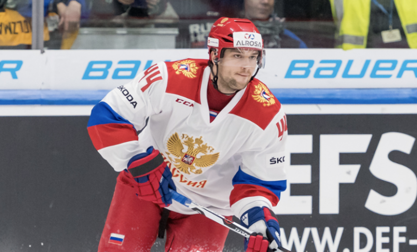 New Jersey Devils sign defenseman Egor Yakolev