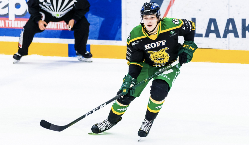 New York Rangers sign Finnish free agent forward Ville Meskanen