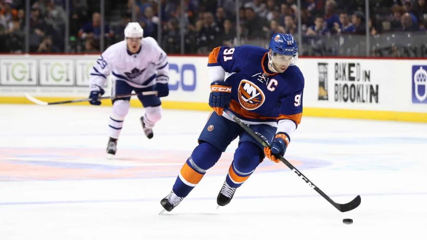 New York Islanders captain John Tavares to meet with 5 teams (Report)