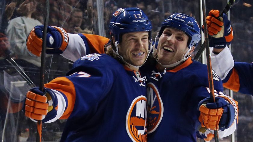 New York Islanders reacquire Matt Martin from Toronto Maple Leafs
