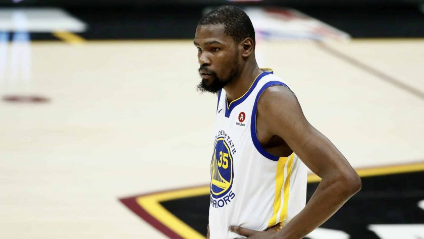 New York Knicks: Walt ‘Clyde’ Frazier is no fan of Kevin Durant joining Warriors (Audio)