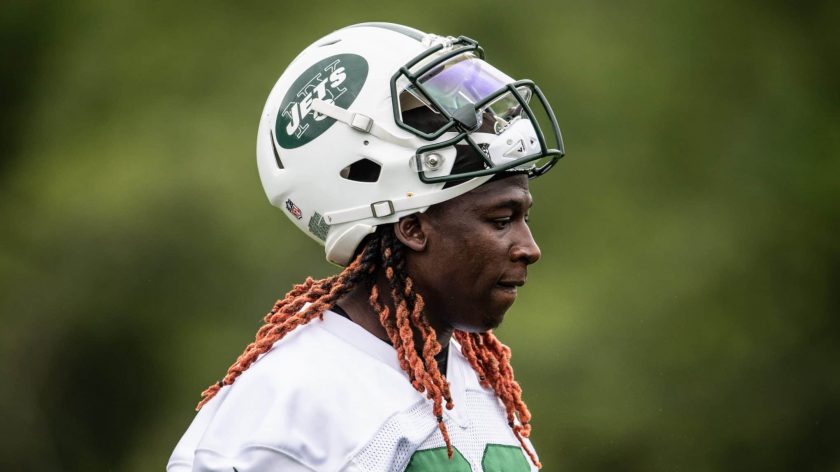 New York Jets waive WR Lucky Whitehead, sign QB John Wolford